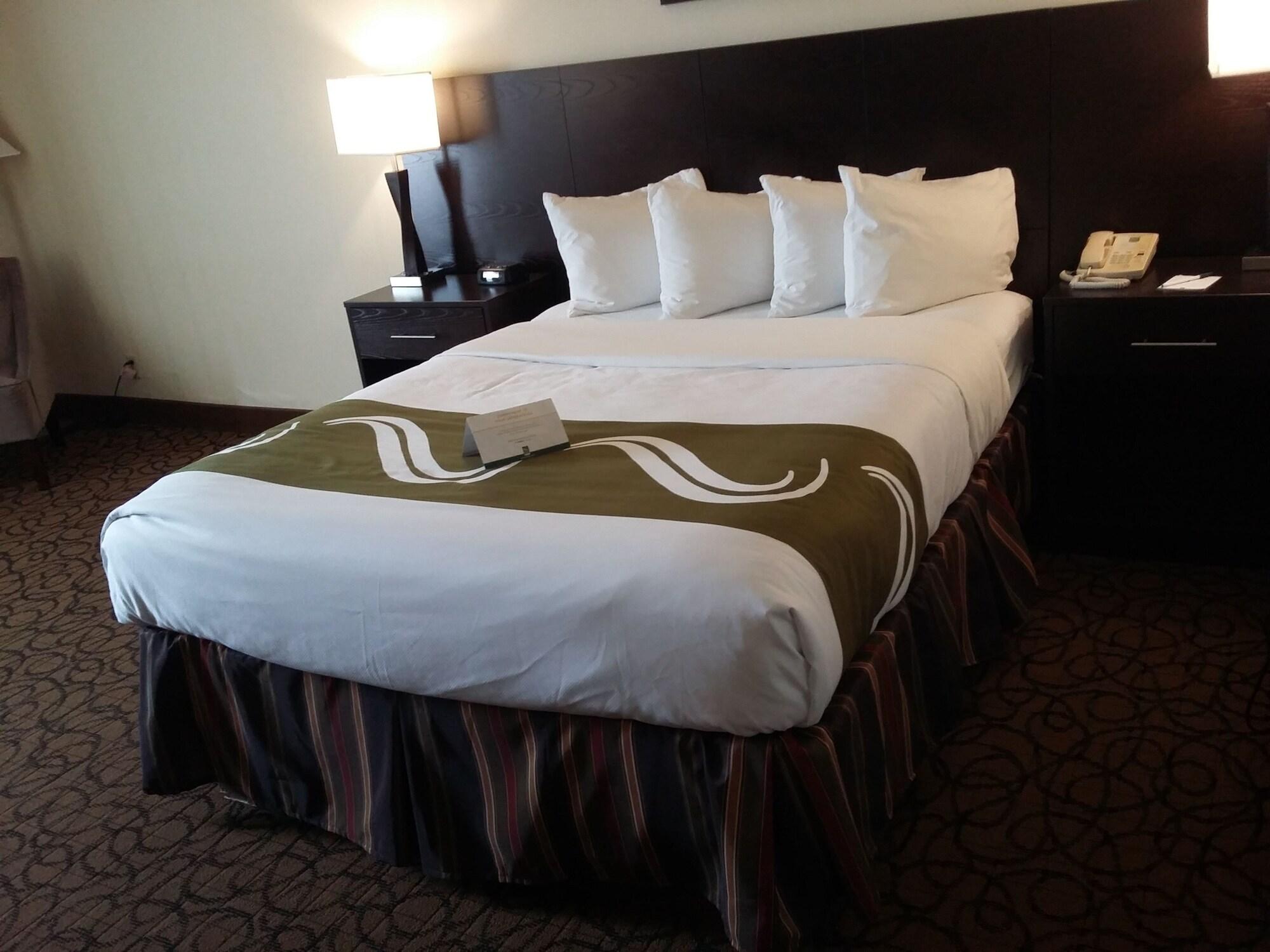 Quality Inn & Suites Escanaba North Luaran gambar