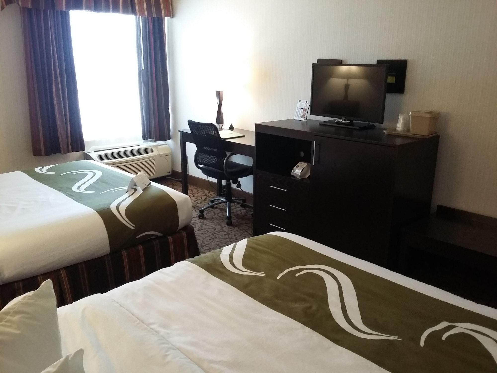 Quality Inn & Suites Escanaba North Luaran gambar
