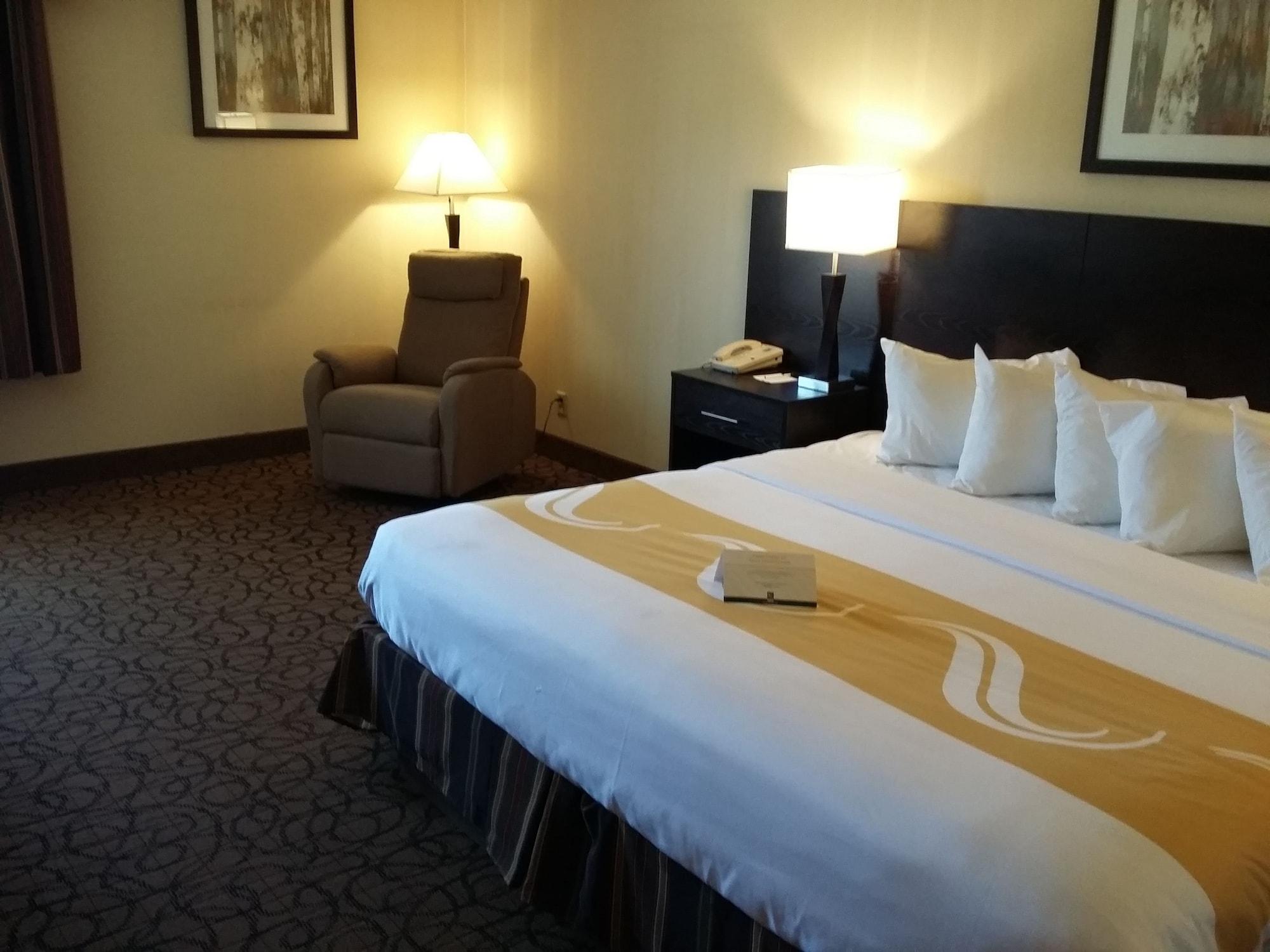 Quality Inn & Suites Escanaba North Luaran gambar